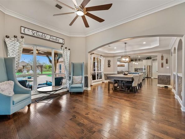 228  Crystal Court , Heath Texas 75032