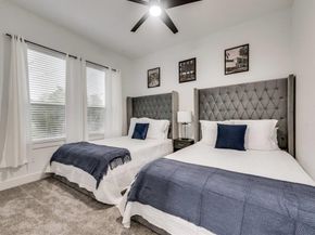 2015 S Ewing Avenue , Dallas Texas 75216