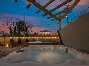 2015 S Ewing Avenue , Dallas Texas 75216