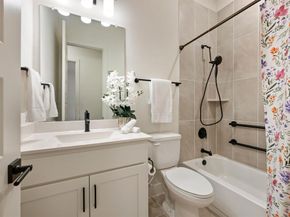 4821  Forest Crest Parkway , Arlington Texas 76005