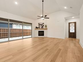 4821  Forest Crest Parkway , Arlington Texas 76005