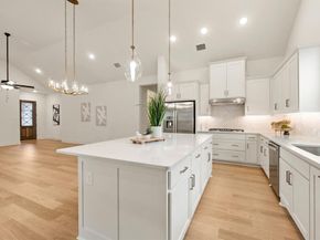 4821  Forest Crest Parkway , Arlington Texas 76005