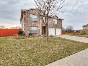 601  Mallard Drive , Saginaw Texas 76131