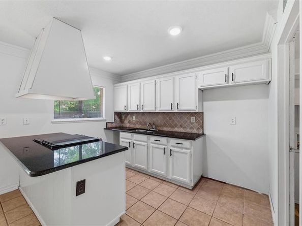 3816  Bee Tree Lane , Fort Worth Texas 76133