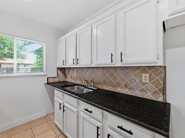 3816  Bee Tree Lane , Fort Worth Texas 76133