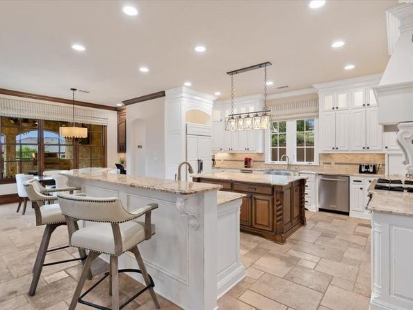 1029  Long Isles Lane , Lewisville Texas 75056