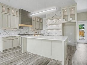 2506  Gross Road , Dallas Texas 75228