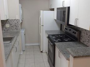 7025  Hemlock Avenue  209, Dallas Texas 75231