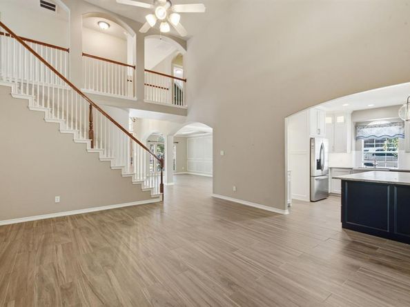 625  Hammond Drive , Mansfield Texas 76063
