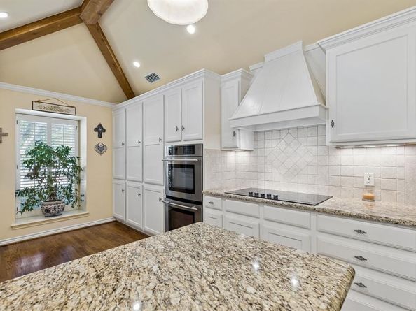 7118  Winedale Drive , Dallas Texas 75231