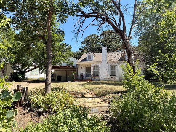 2201  Aster Avenue , Fort Worth Texas 76111