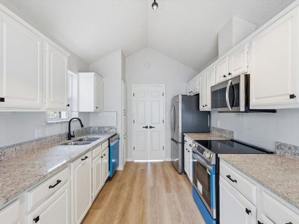 4904  Courtside Drive , Irving Texas 75038