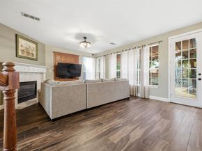 1605  Hawkins Court , Carrollton Texas 75010