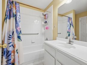 1605  Hawkins Court , Carrollton Texas 75010