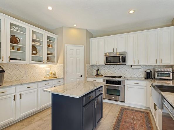 505  Knoll Park Court , McKinney Texas 75072