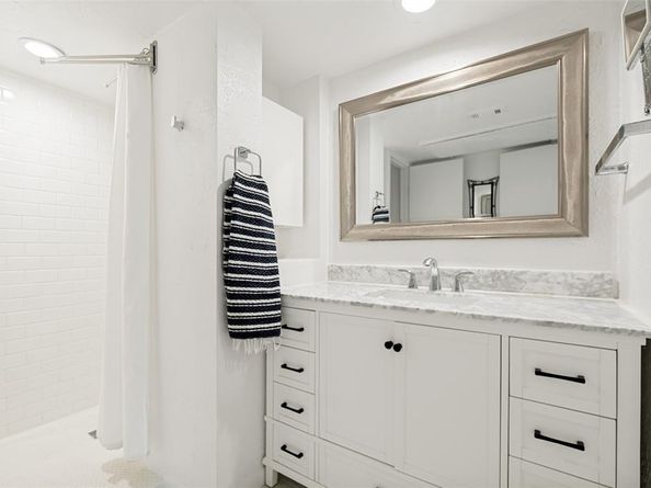 4317  Hartford Street  204, Dallas Texas 75219