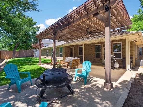 1515  Mission Hills Lane , Corinth Texas 76210