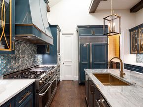 6914  Oak Manor Drive , Dallas Texas 75230