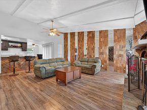 2705  Treeview Drive , Arlington Texas 76016