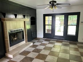 1033  Rockledge Drive , Garland Texas 75043