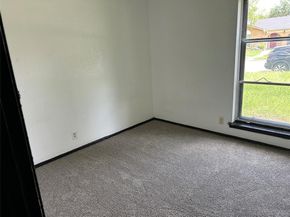 1033  Rockledge Drive , Garland Texas 75043