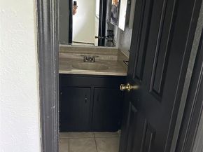 1033  Rockledge Drive , Garland Texas 75043