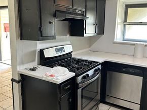 1033  Rockledge Drive , Garland Texas 75043