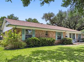 1125  Wildwood Lane , Richardson Texas 75080