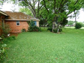 506  Baltusrol Circle , Garland Texas 75044