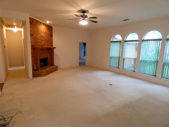506  Baltusrol Circle , Garland Texas 75044