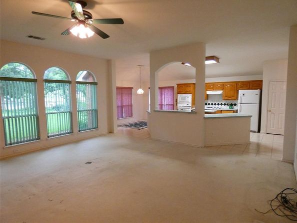 506  Baltusrol Circle , Garland Texas 75044