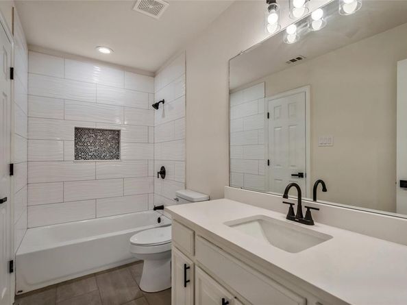 2246  Magic Mantle Drive , Lewisville Texas 75056
