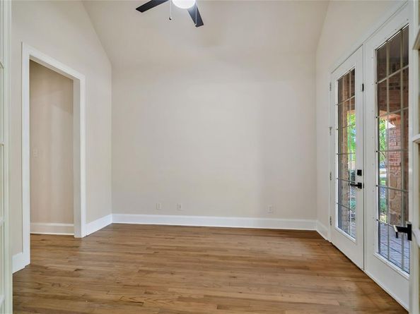 2246  Magic Mantle Drive , Lewisville Texas 75056