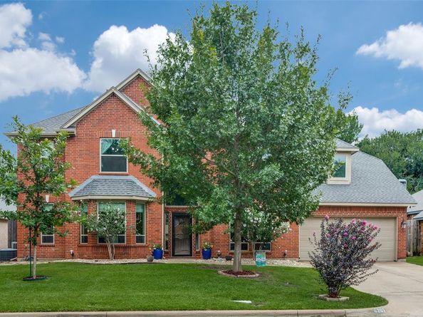 6707  Canyon Crest Drive , Fort Worth Texas 76132