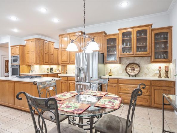 8870  Kameryn Lane , Lantana Texas 76226