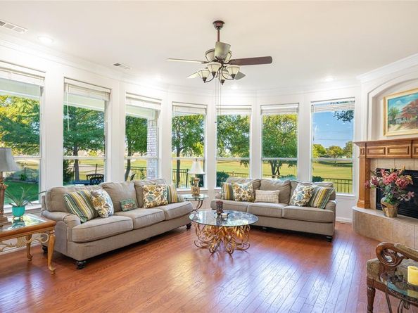 8870  Kameryn Lane , Lantana Texas 76226