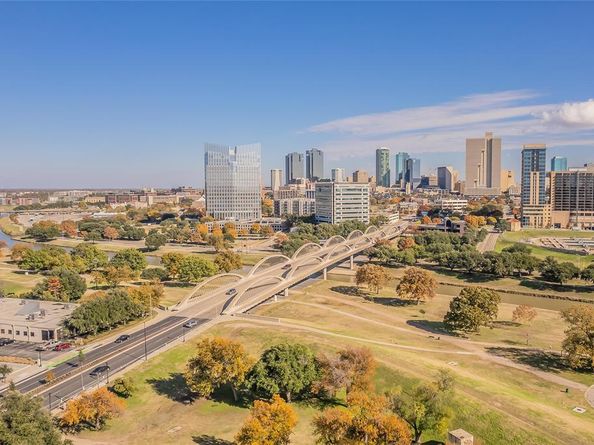 2600 W 7th Street  1315, Fort Worth Texas 76107