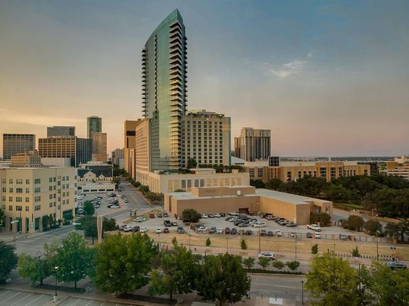 221 W Lancaster Avenue  7008, Fort Worth Texas 76102