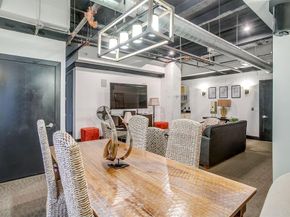 221 W Lancaster Avenue  7008, Fort Worth Texas 76102