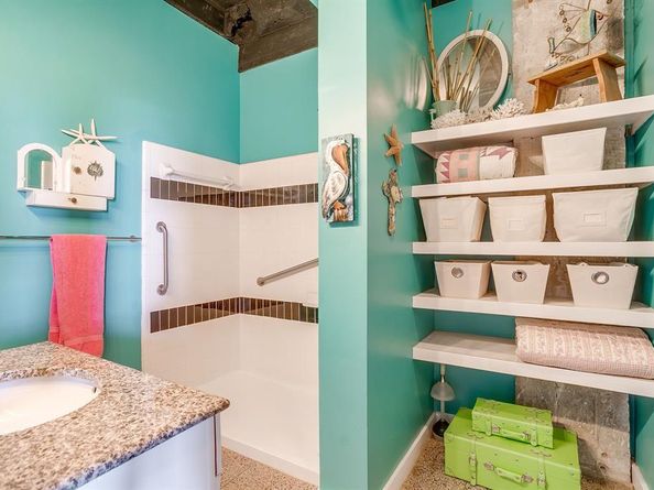 221 W Lancaster Avenue  7008, Fort Worth Texas 76102