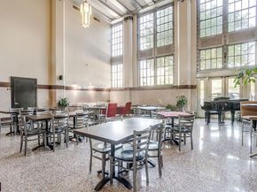 221 W Lancaster Avenue  7008, Fort Worth Texas 76102