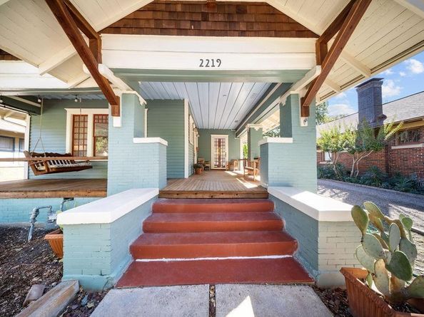 2219  Fairmount Avenue , Fort Worth Texas 76110