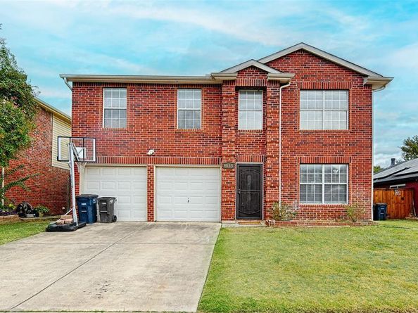 9053  Blue Ridge Trail , Fort Worth Texas 76118