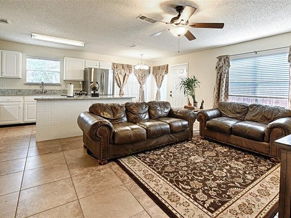 9053  Blue Ridge Trail , Fort Worth Texas 76118