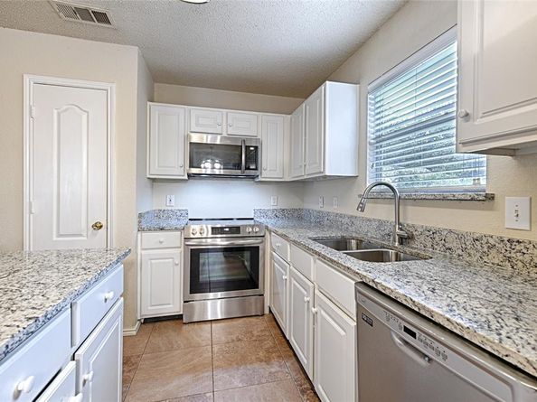 9053  Blue Ridge Trail , Fort Worth Texas 76118