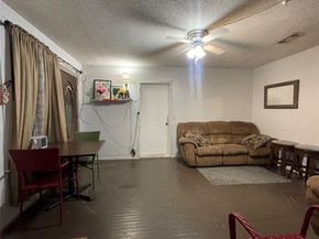 110 N Marlborough Avenue , Dallas Texas 75208