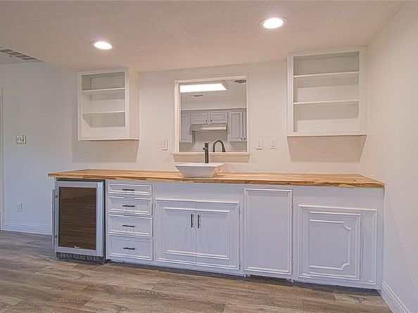 1413  British Boulevard , Grand Prairie Texas 75050