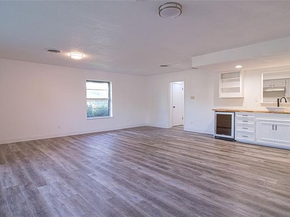 1413  British Boulevard , Grand Prairie Texas 75050