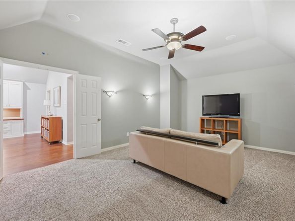 8930  Crockett Drive , Lantana Texas 76226