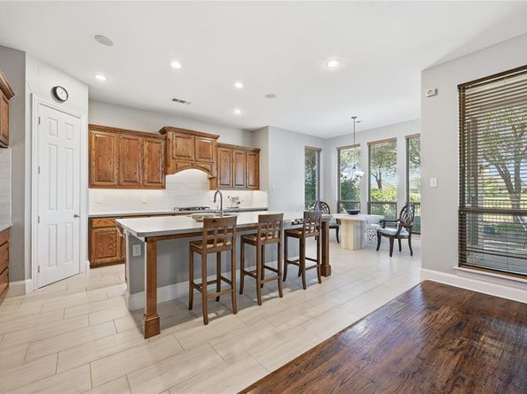 8930  Crockett Drive , Lantana Texas 76226